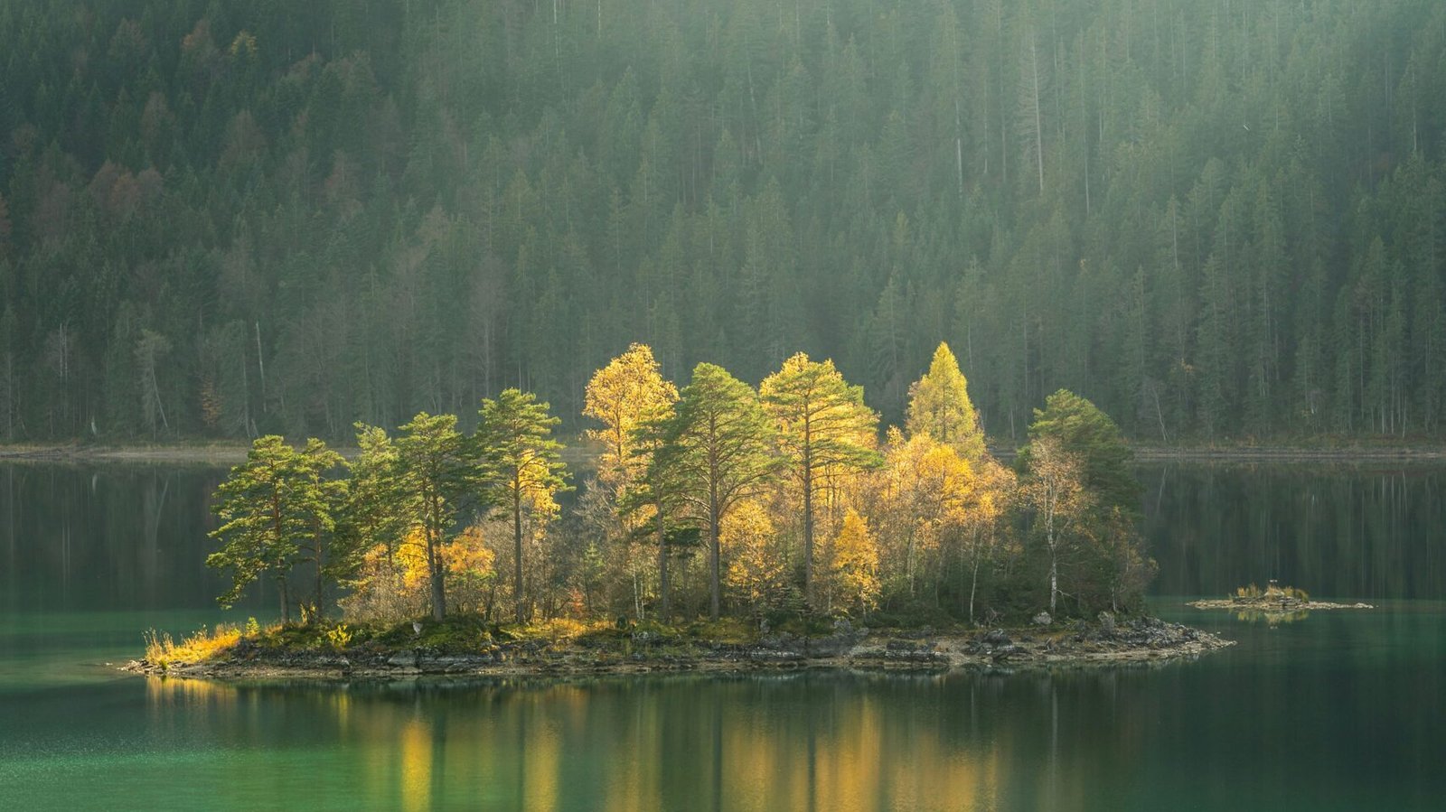 daniel-sesler-hnw3Al47-KE-unsplash-scaled-1